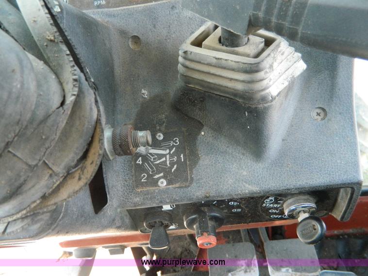 image for item B3766 Hesston 1180DT MFWD tractor