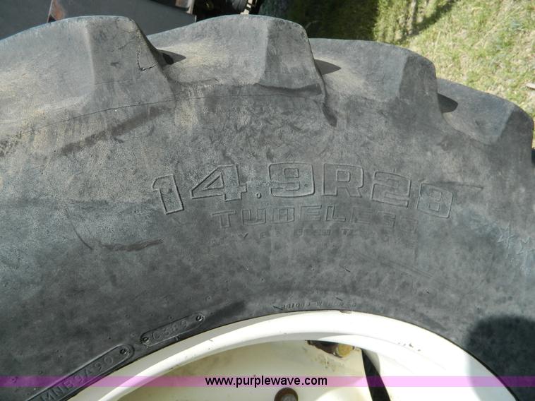 image for item B3766 Hesston 1180DT MFWD tractor