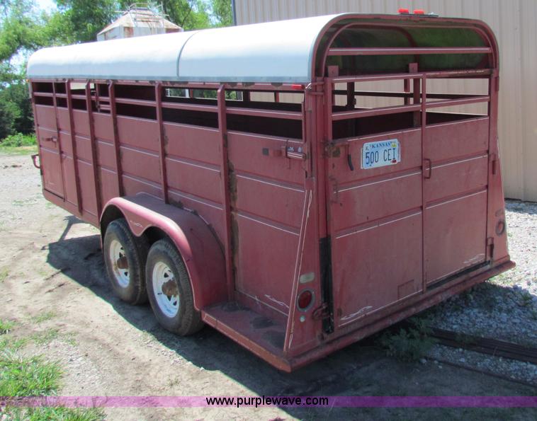 image for item B7291 1984 Blair livestock trailer