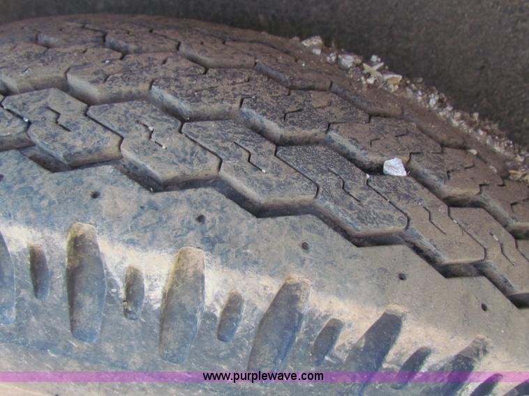 image for item B7291 1984 Blair livestock trailer