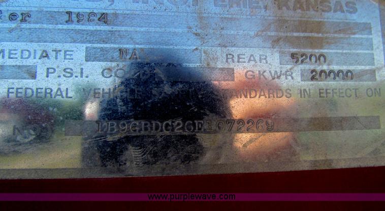 image for item B7291 1984 Blair livestock trailer