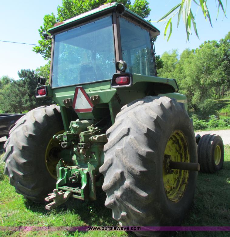 image for item B7292 1976 John Deere 4630 tractor
