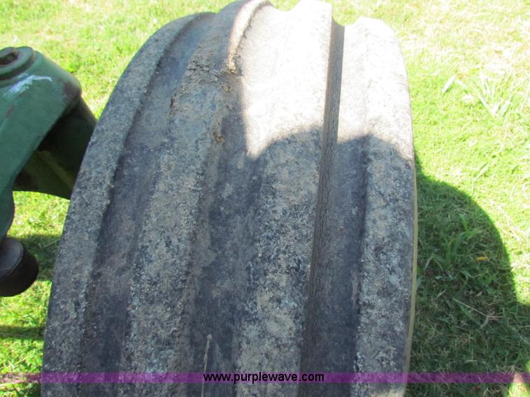 image for item B7292 1976 John Deere 4630 tractor