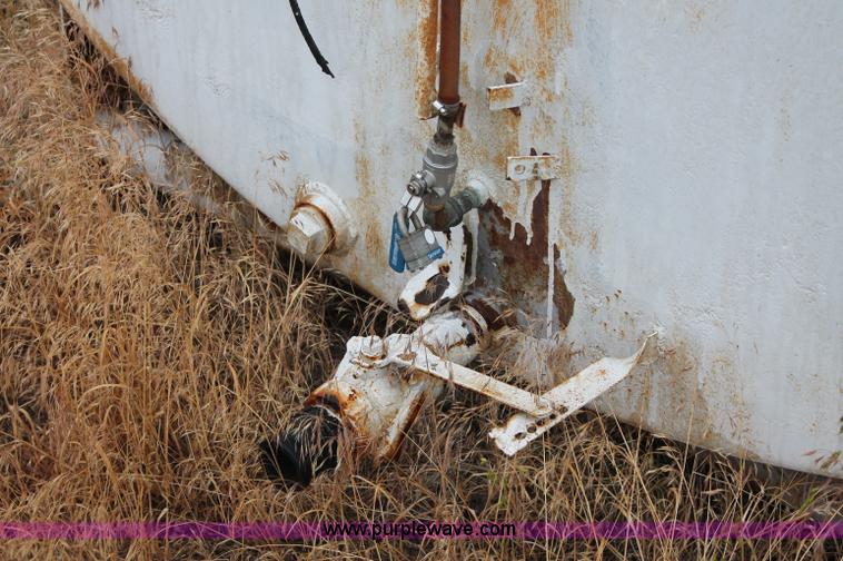 image for item C2543 Approximately 5,000 gallon tank