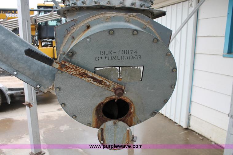 image for item C2544 Stainless steel bulk feed grain bin