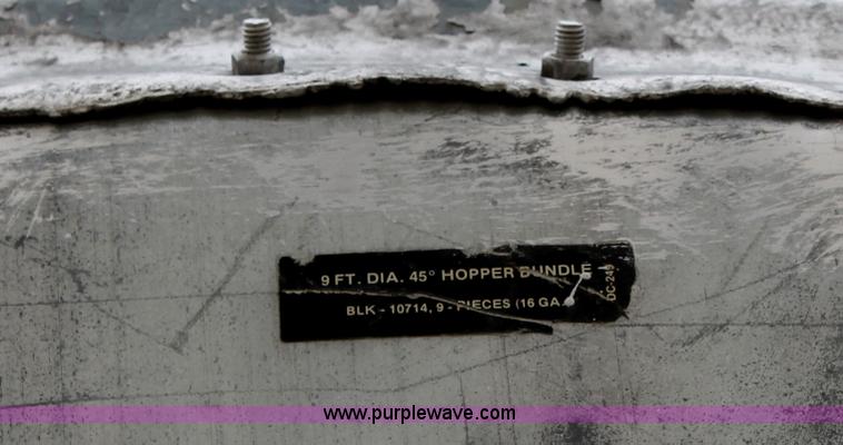 image for item C2544 Stainless steel bulk feed grain bin