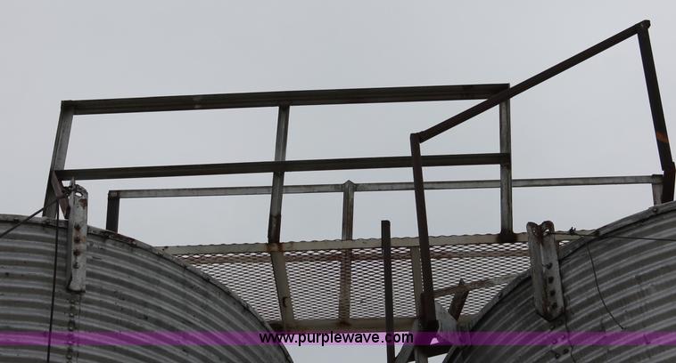 image for item C2545 Stainless steel bulk feed grain bin