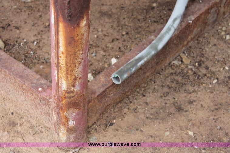 image for item C2551 LST 1,650 gallon vertical poly tank