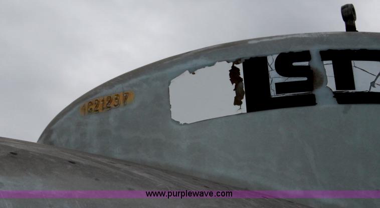 image for item C2551 LST 1,650 gallon vertical poly tank