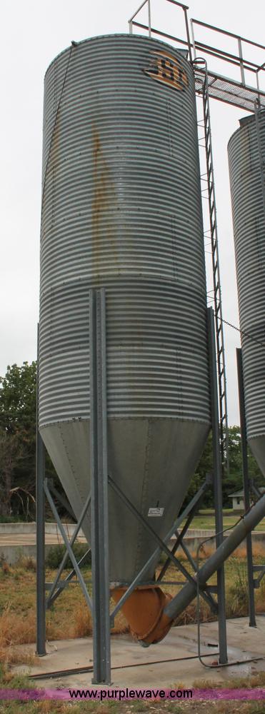 image for item C2554 GSI stainless steel bulk feed grain bin