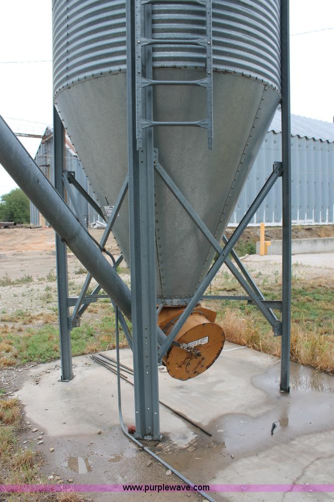 image for item C2554 GSI stainless steel bulk feed grain bin