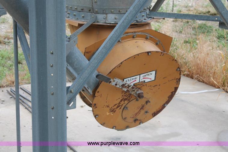 image for item C2554 GSI stainless steel bulk feed grain bin