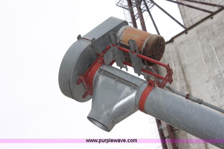 image for item C2554 GSI stainless steel bulk feed grain bin