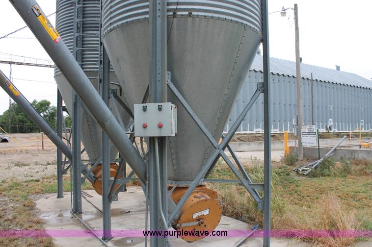 image for item C2555 GSI stainless steel bulk feed grain bin