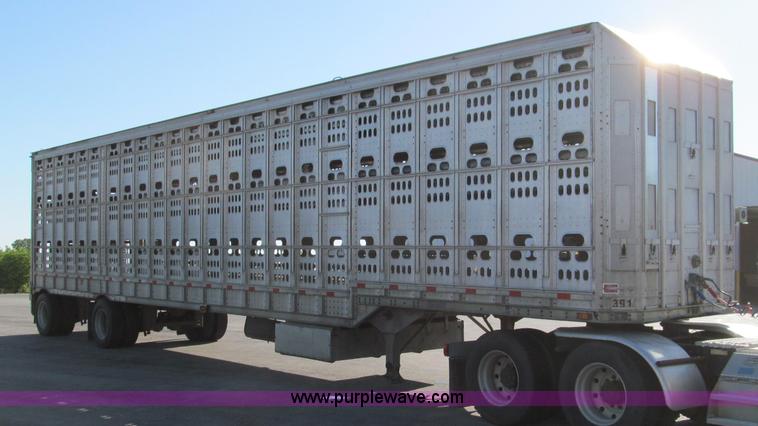 image for item D3195 1999 Barrett 50' livestock trailer