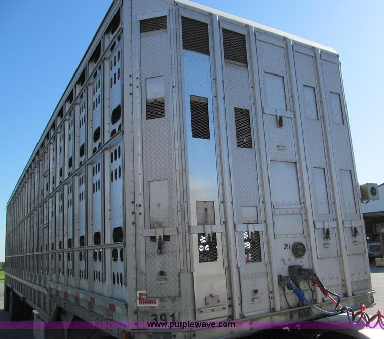 image for item D3195 1999 Barrett 50' livestock trailer