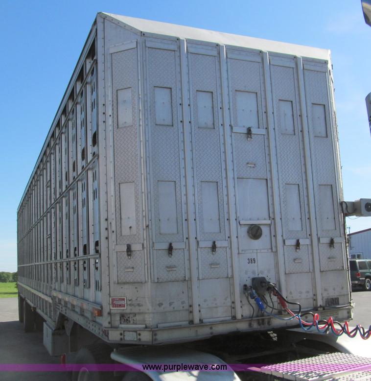 image for item D3196 1999 Barrett 50' livestock trailer