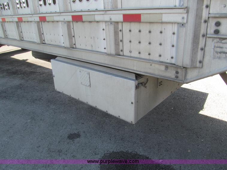 image for item D3196 1999 Barrett 50' livestock trailer