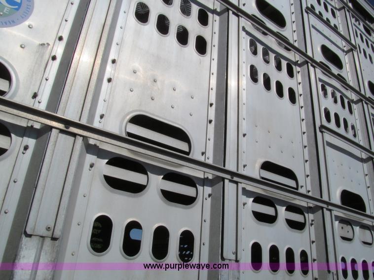 image for item D3196 1999 Barrett 50' livestock trailer