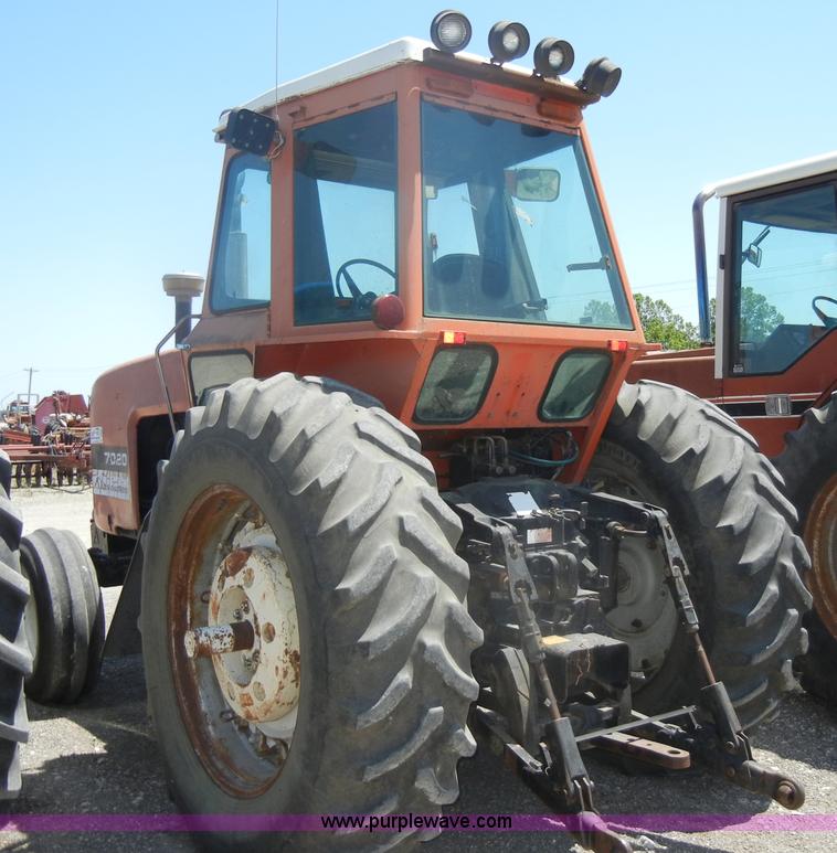 image for item D4125 Allis-Chalmers 7020 tractor