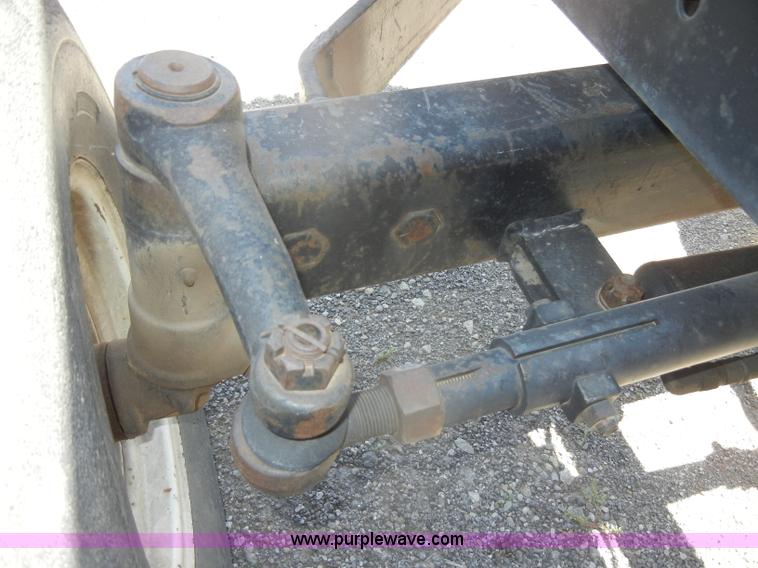 image for item D4125 Allis-Chalmers 7020 tractor