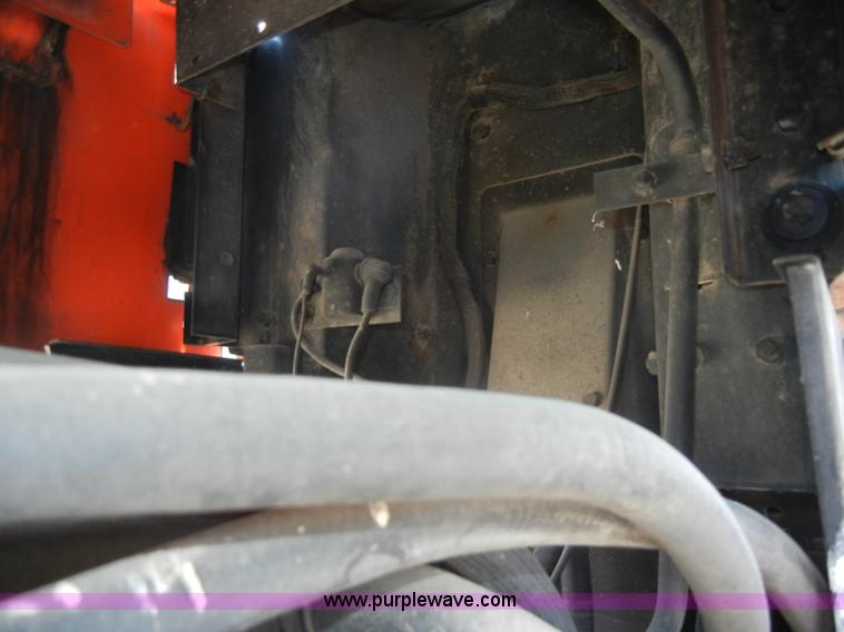 image for item D4125 Allis-Chalmers 7020 tractor