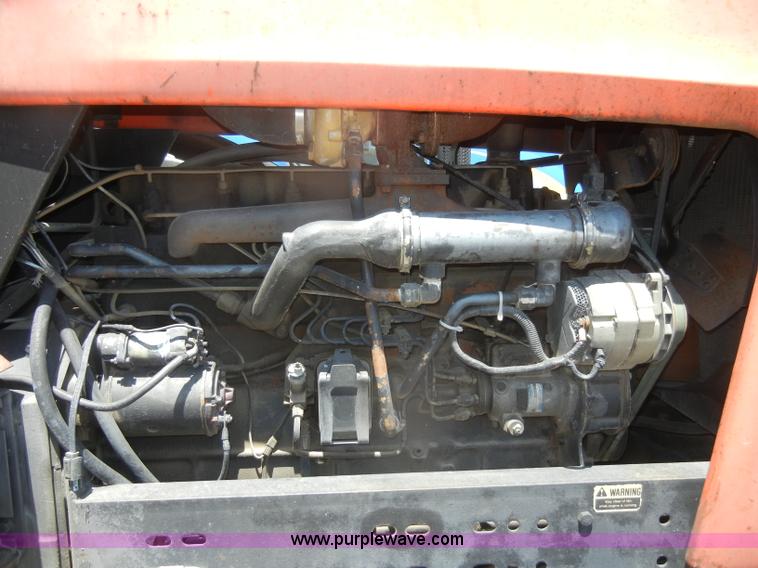 image for item D4125 Allis-Chalmers 7020 tractor