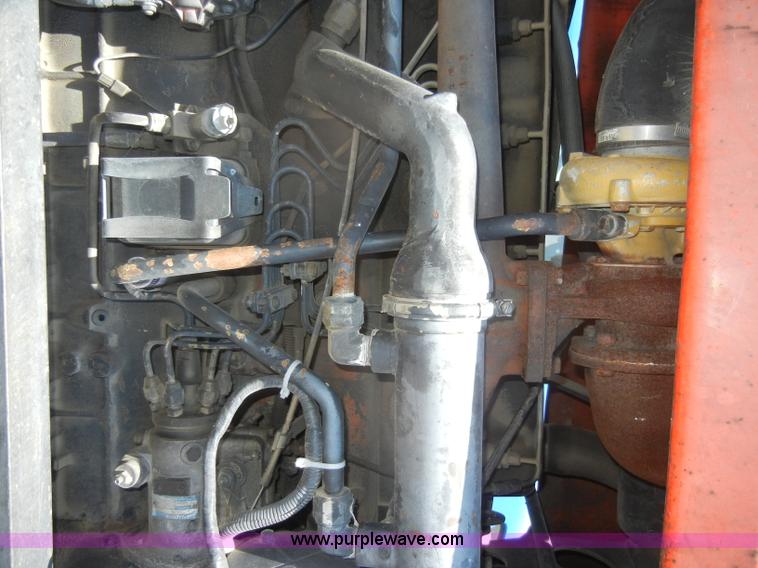 image for item D4125 Allis-Chalmers 7020 tractor