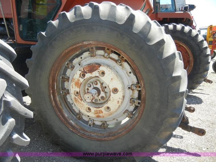 image for item D4125 Allis-Chalmers 7020 tractor