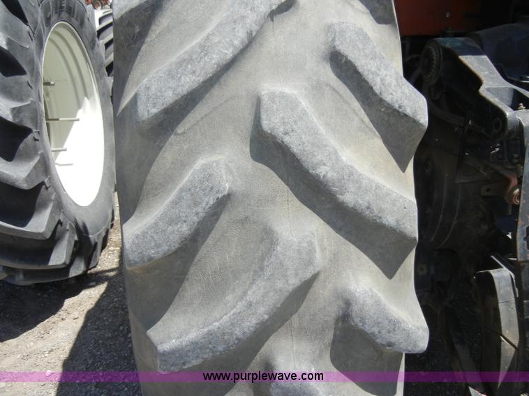 image for item D4125 Allis-Chalmers 7020 tractor