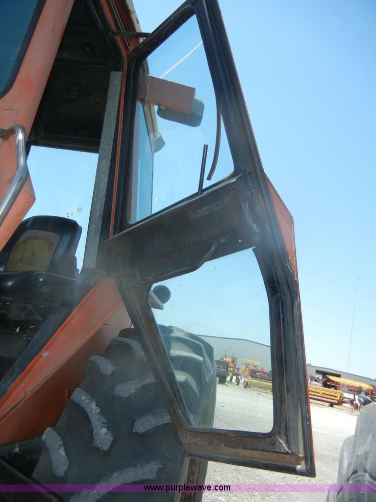 image for item D4125 Allis-Chalmers 7020 tractor