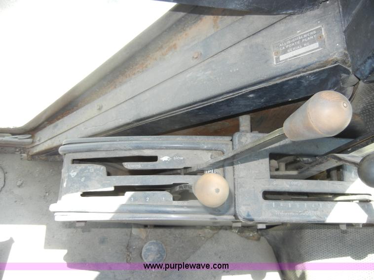 image for item D4125 Allis-Chalmers 7020 tractor