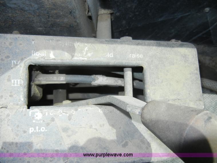 image for item D4125 Allis-Chalmers 7020 tractor