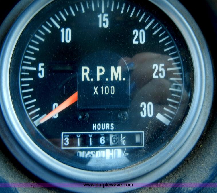 image for item D4125 Allis-Chalmers 7020 tractor