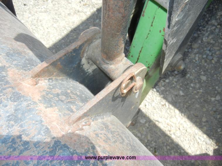 image for item D4126 1986 Deutz Allis 7085 MFWD tractor