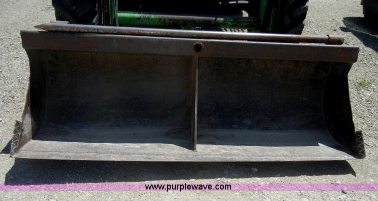 image for item D4126 1986 Deutz Allis 7085 MFWD tractor