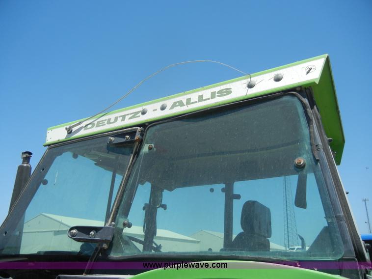 image for item D4126 1986 Deutz Allis 7085 MFWD tractor