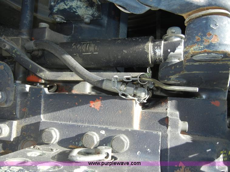 image for item D4126 1986 Deutz Allis 7085 MFWD tractor