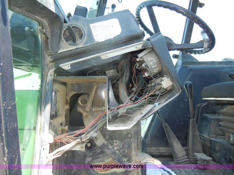 image for item D4126 1986 Deutz Allis 7085 MFWD tractor