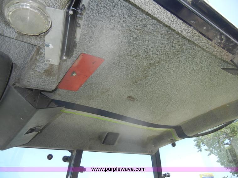 image for item D4126 1986 Deutz Allis 7085 MFWD tractor