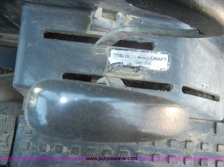 image for item D4126 1986 Deutz Allis 7085 MFWD tractor