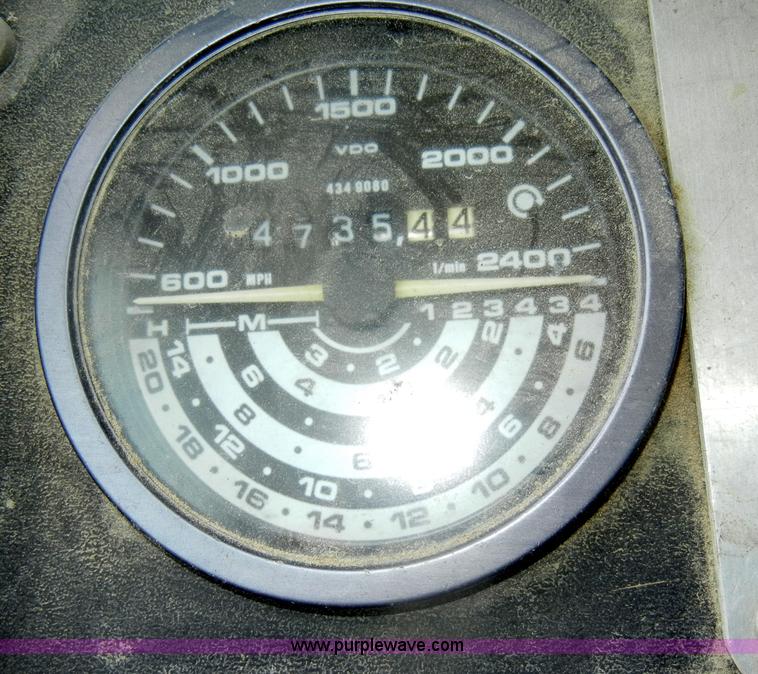 image for item D4126 1986 Deutz Allis 7085 MFWD tractor