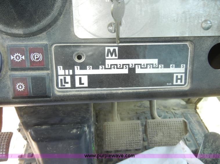 image for item D4126 1986 Deutz Allis 7085 MFWD tractor