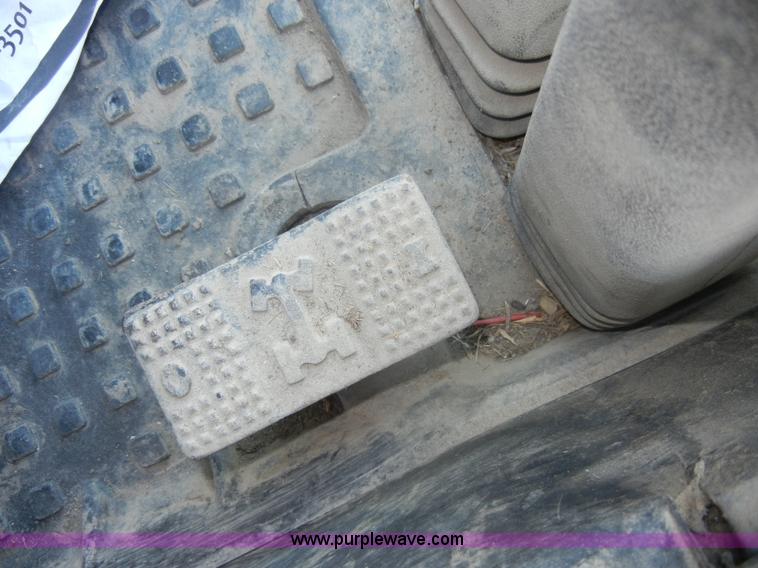 image for item D4126 1986 Deutz Allis 7085 MFWD tractor