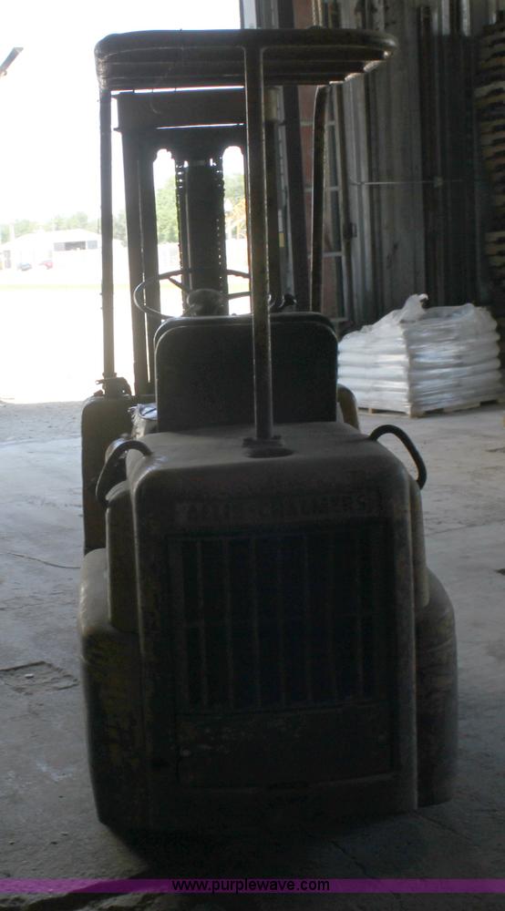 image for item D5088 Allis-Chalmers FT40-24 forklift