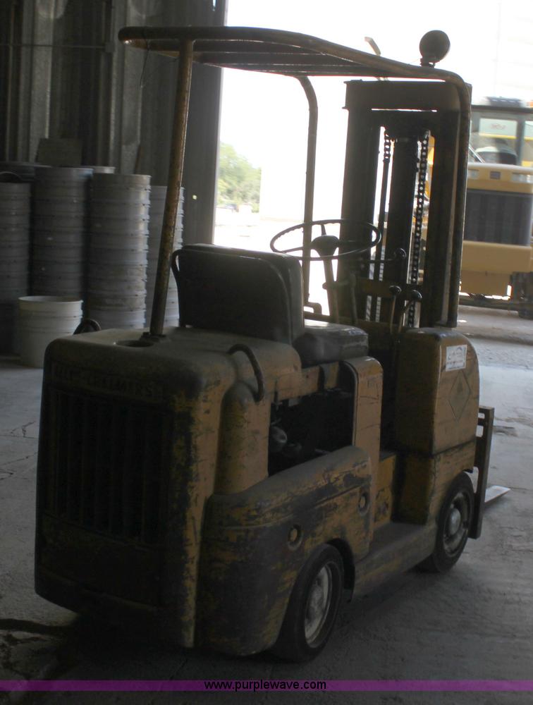 image for item D5088 Allis-Chalmers FT40-24 forklift