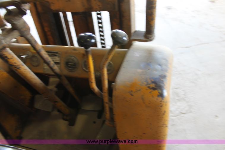 image for item D5088 Allis-Chalmers FT40-24 forklift