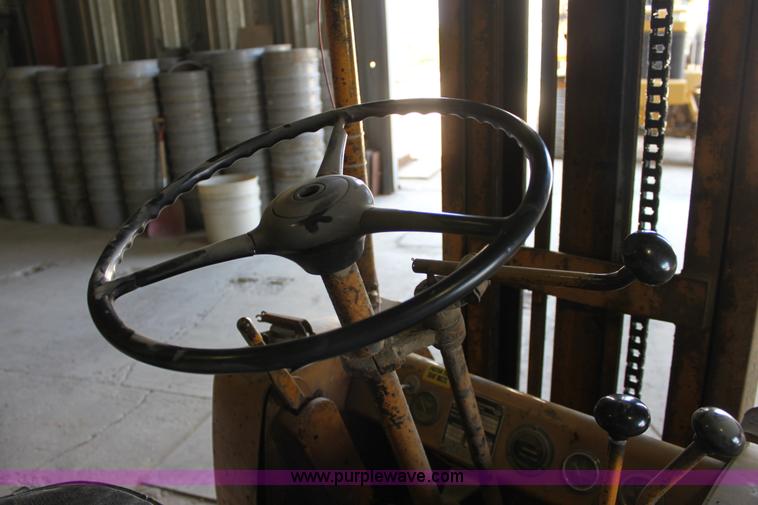 image for item D5088 Allis-Chalmers FT40-24 forklift