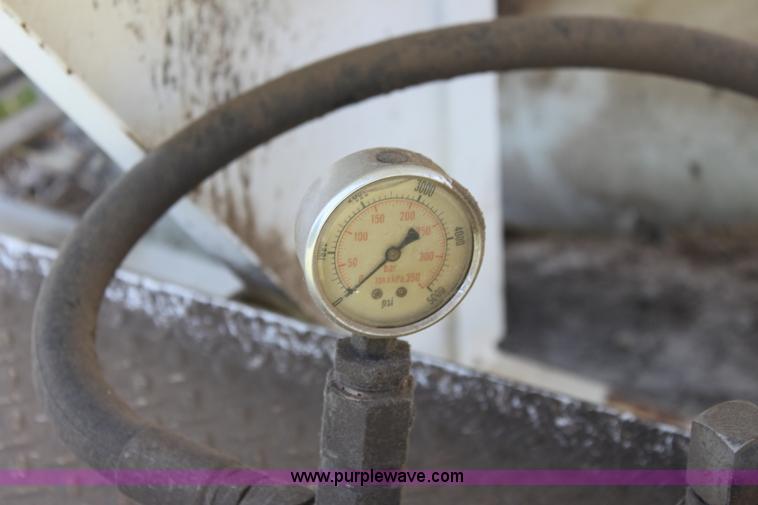 image for item D5093 Willman Loadrunner 10 dry box