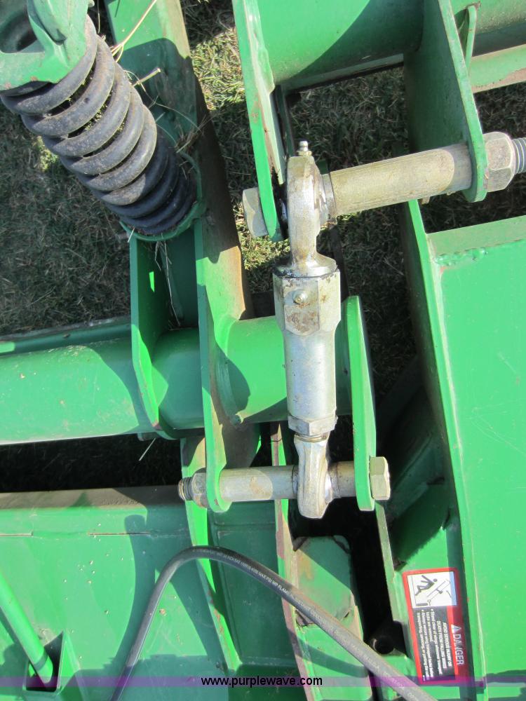 image for item D5583 2004 John Deere HX15 15' batwing mower